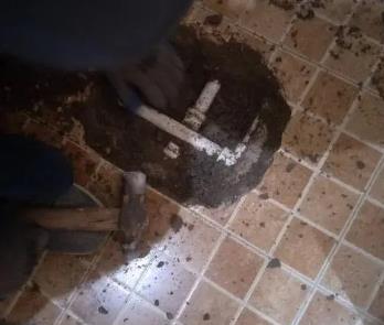 金沙卫生间漏水维修公司为您分享下卫生间渗水如何处理及注意事项